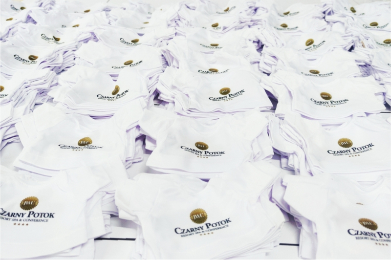 2000 koszulek z nadrukiem na maskotki dla Hotelu Czarny Potok Restor  Spa